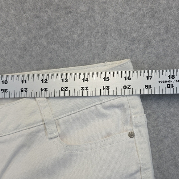 Thalia Sodi White Flare Jeans - Picture 6 of 10